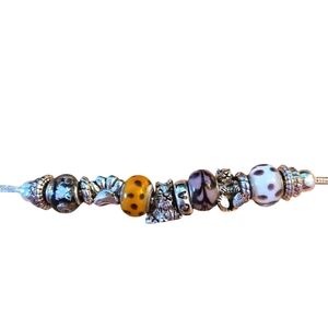 Cat Lover Silvertone 8" Charm Bracelet 4 Murano Beads Silver Cats and Spacers